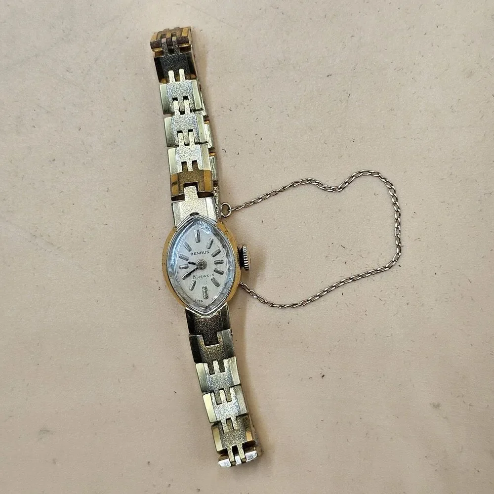 Benrus 1176-318 21 Jewel Gold Tone Vintage Ladies Cocktail Watch Runs Great